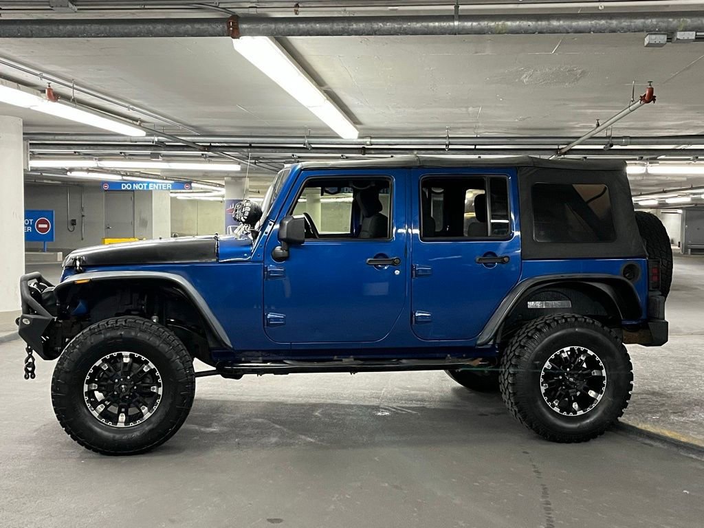 Used 2009 Jeep Wrangler Unlimited X RWD image 22