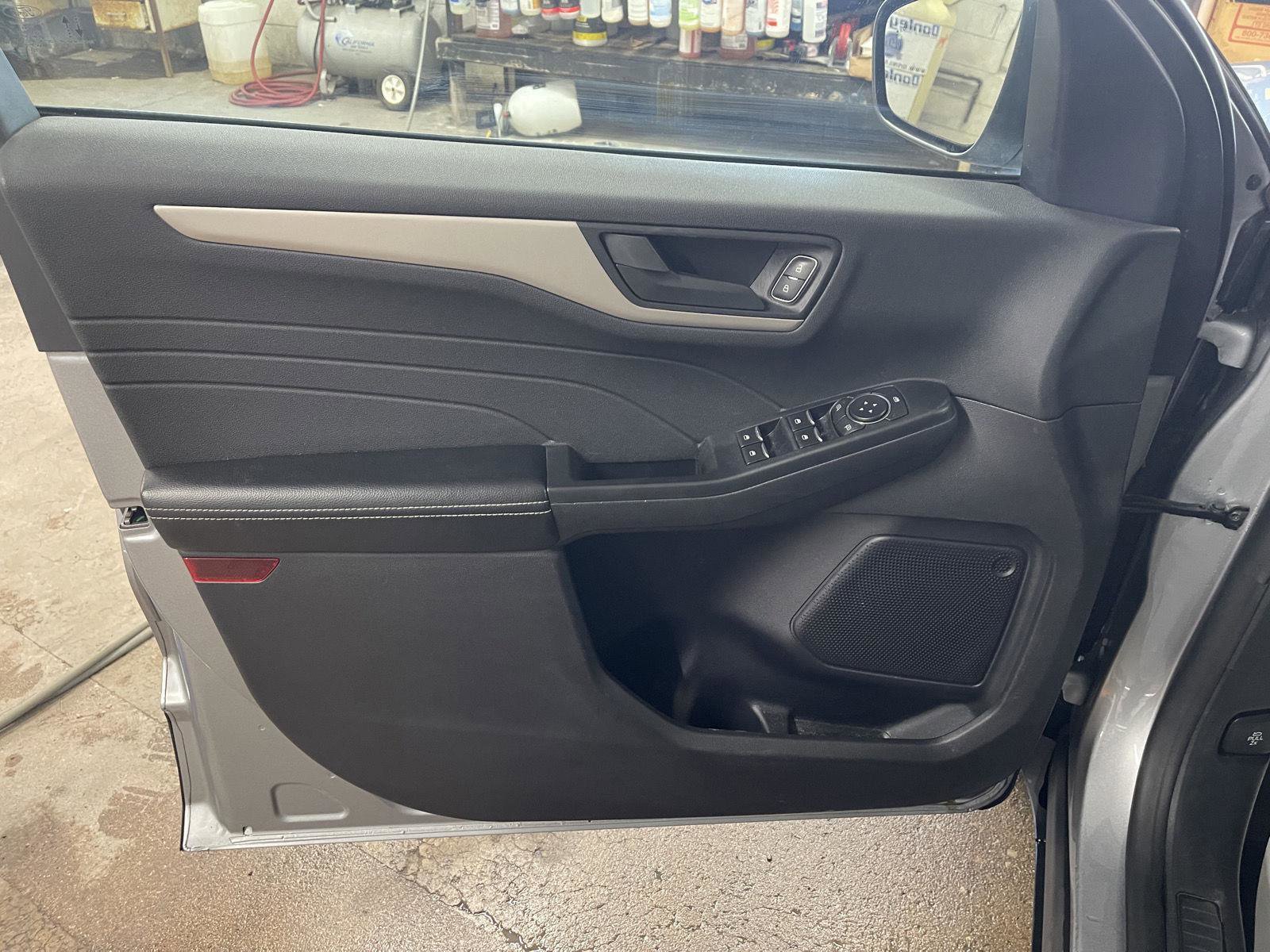 Used 2022 Ford Escape SE w/ Convenience Package image 10