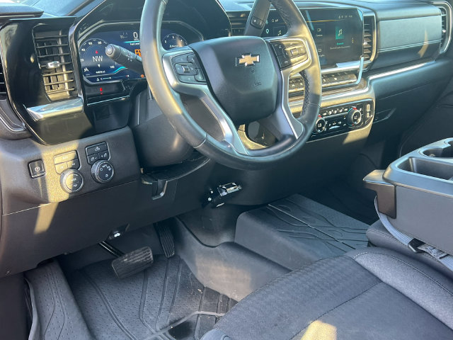 Used 2023 Chevrolet Silverado 1500 LT w/ Protection Package AWD/4WD image 20