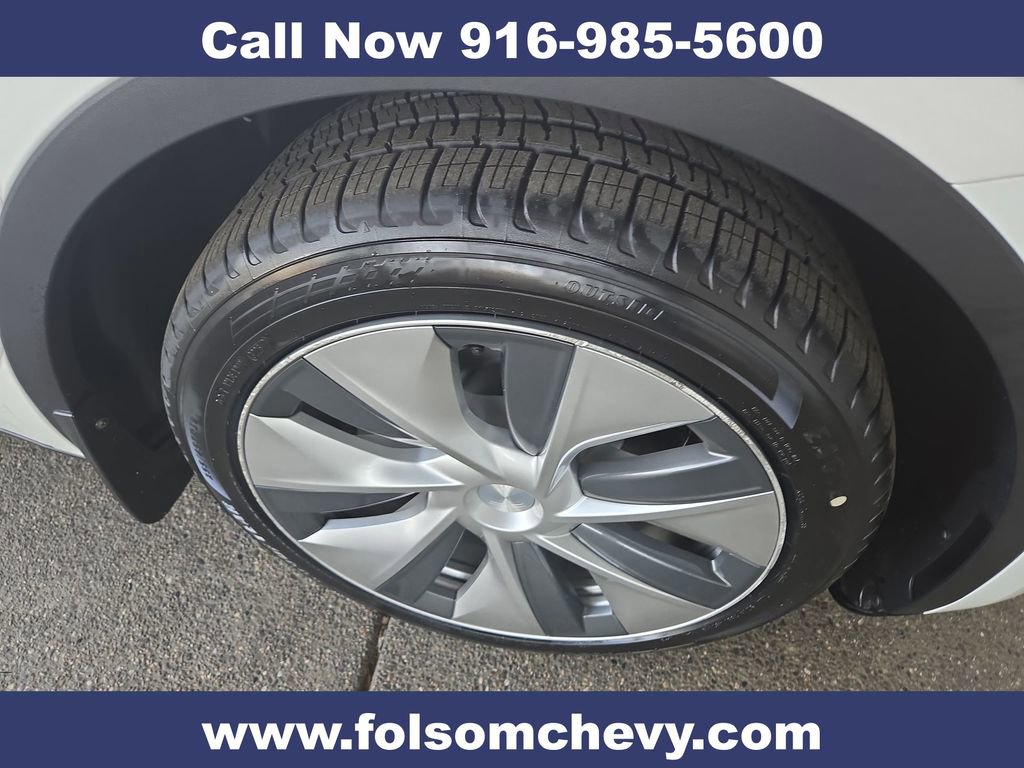 Used 2022 Tesla Model Y Long Range AWD/4WD image 33