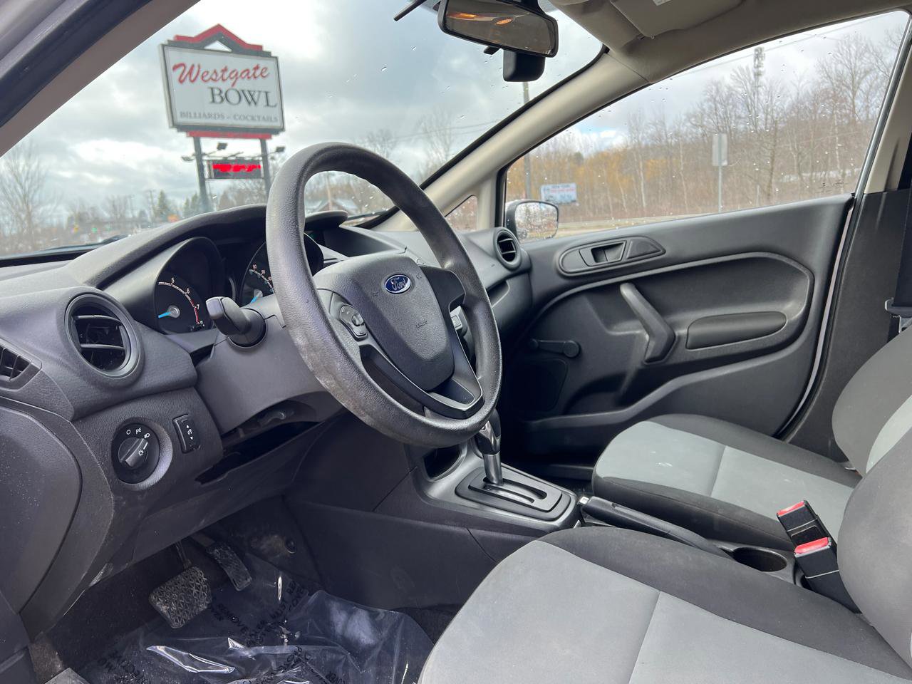 Used 2015 Ford Fiesta S image 16