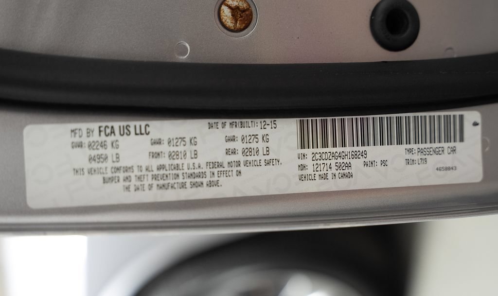 Used 2016 Dodge Challenger SXT RWD image 40