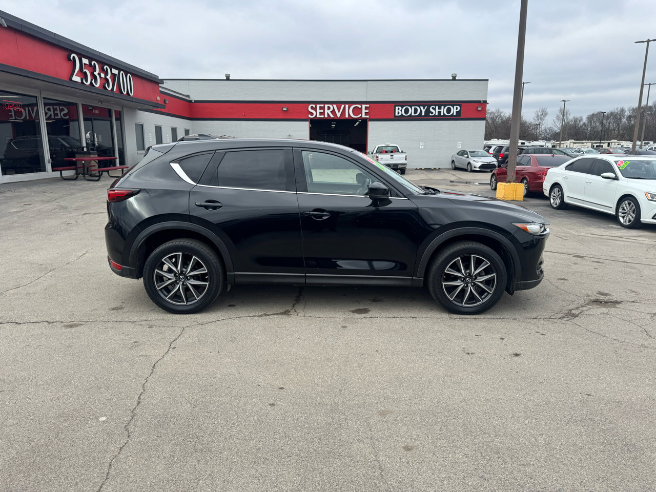 Used 2018 MAZDA CX-5 Grand Touring image 2