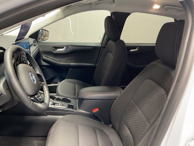 Used 2023 Ford Escape Active w/ Tech Pack #2 AWD/4WD image 17