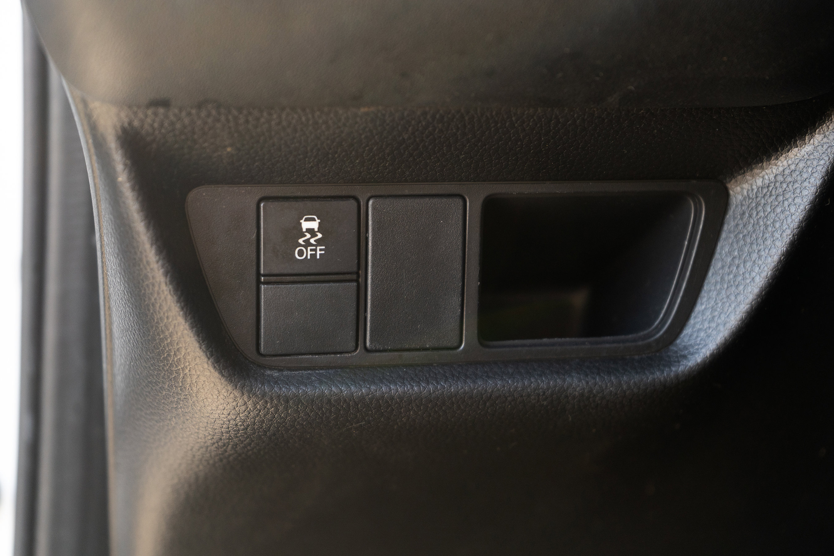 Certified 2024 Honda HR-V Sport image 40