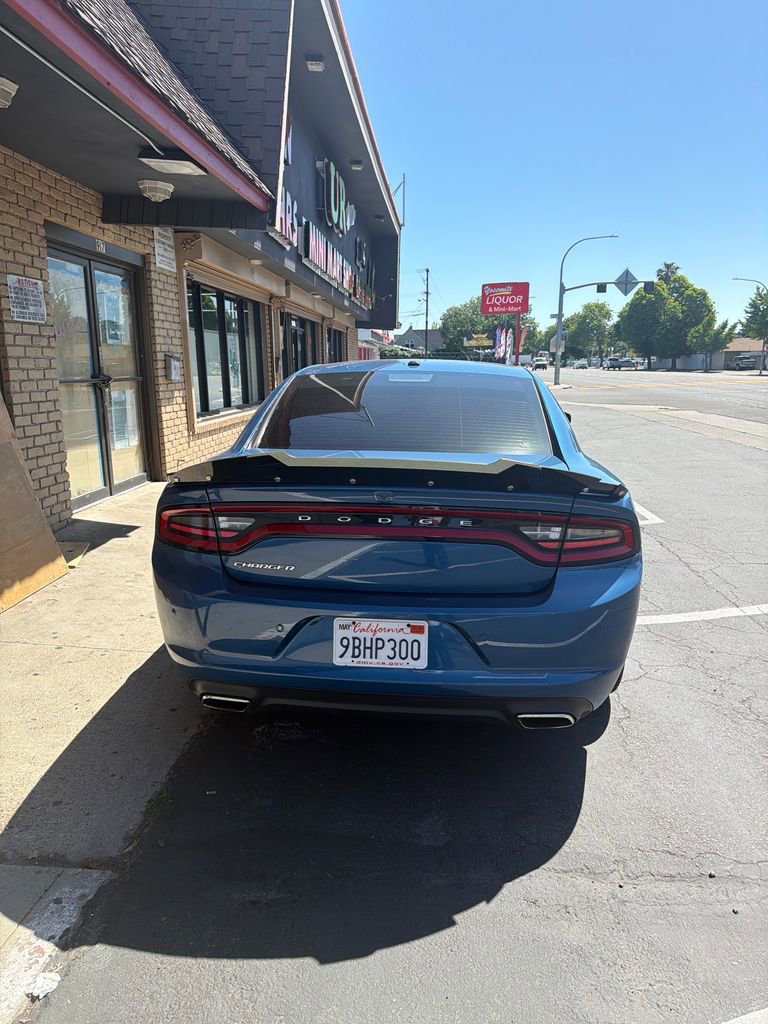 Used 2022 Dodge Charger SXT RWD image 8