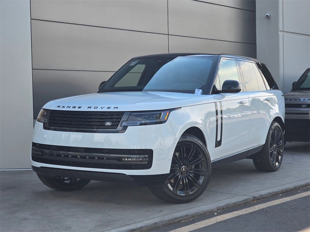 New 2025 Land Rover Range Rover SE