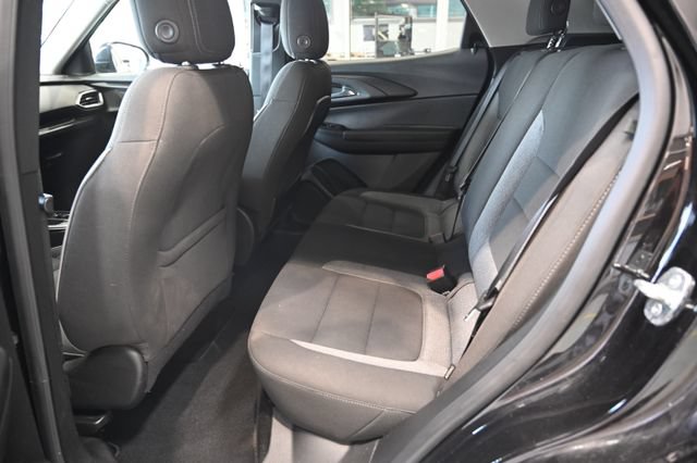 Used 2023 Chevrolet TrailBlazer LT FWD image 11