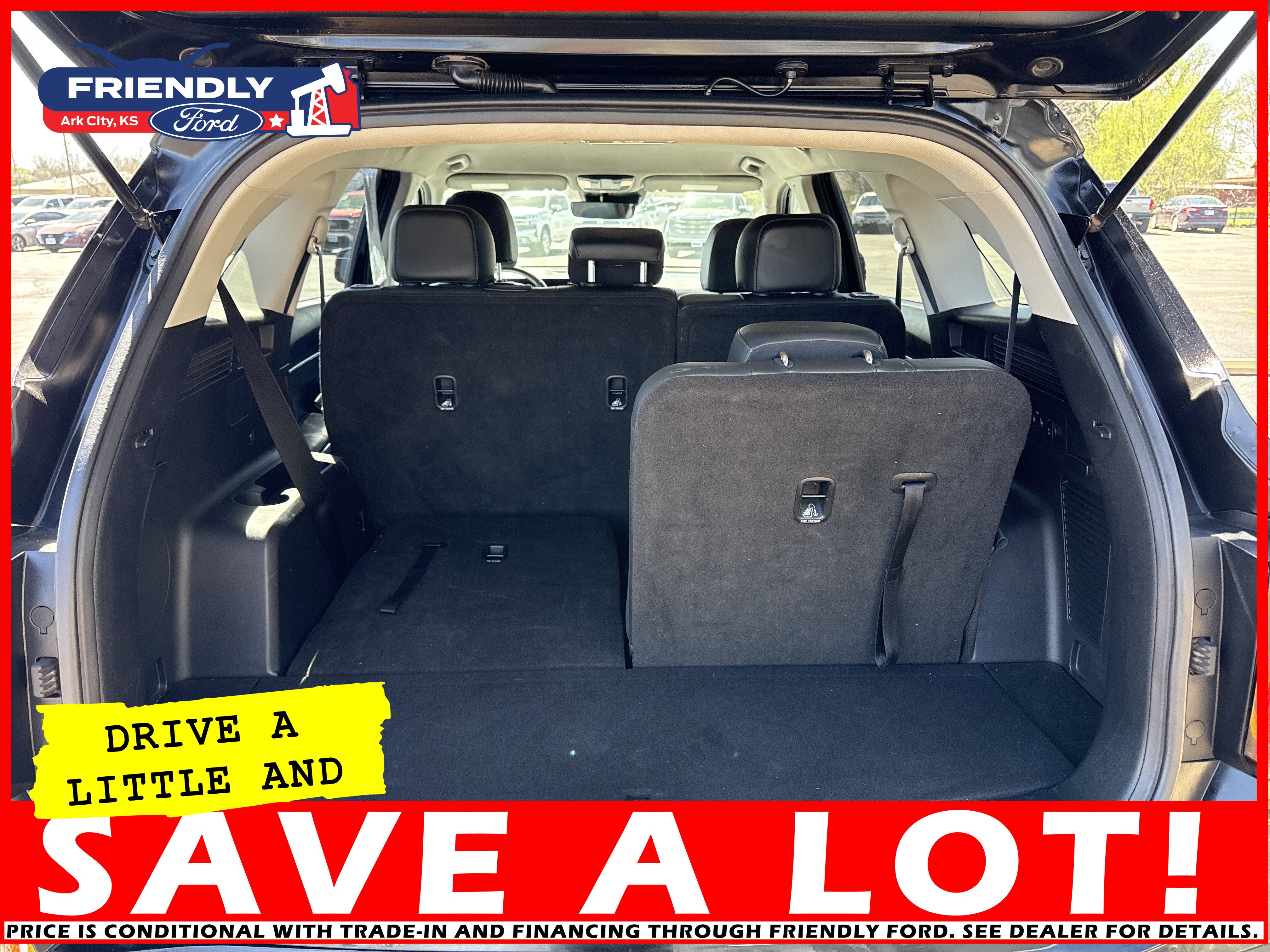 Used 2024 Kia Sorento S image 19