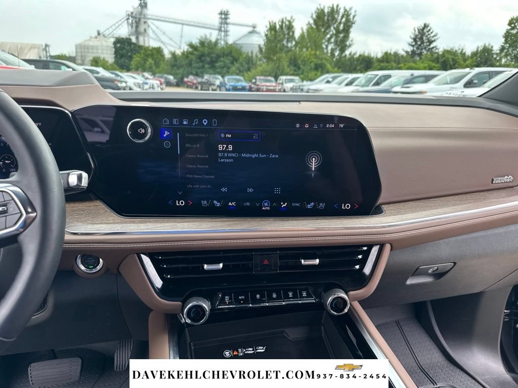 Used 2026 Chevrolet Suburban High Country w/ Sun And Tow Package AWD/4WD image 26