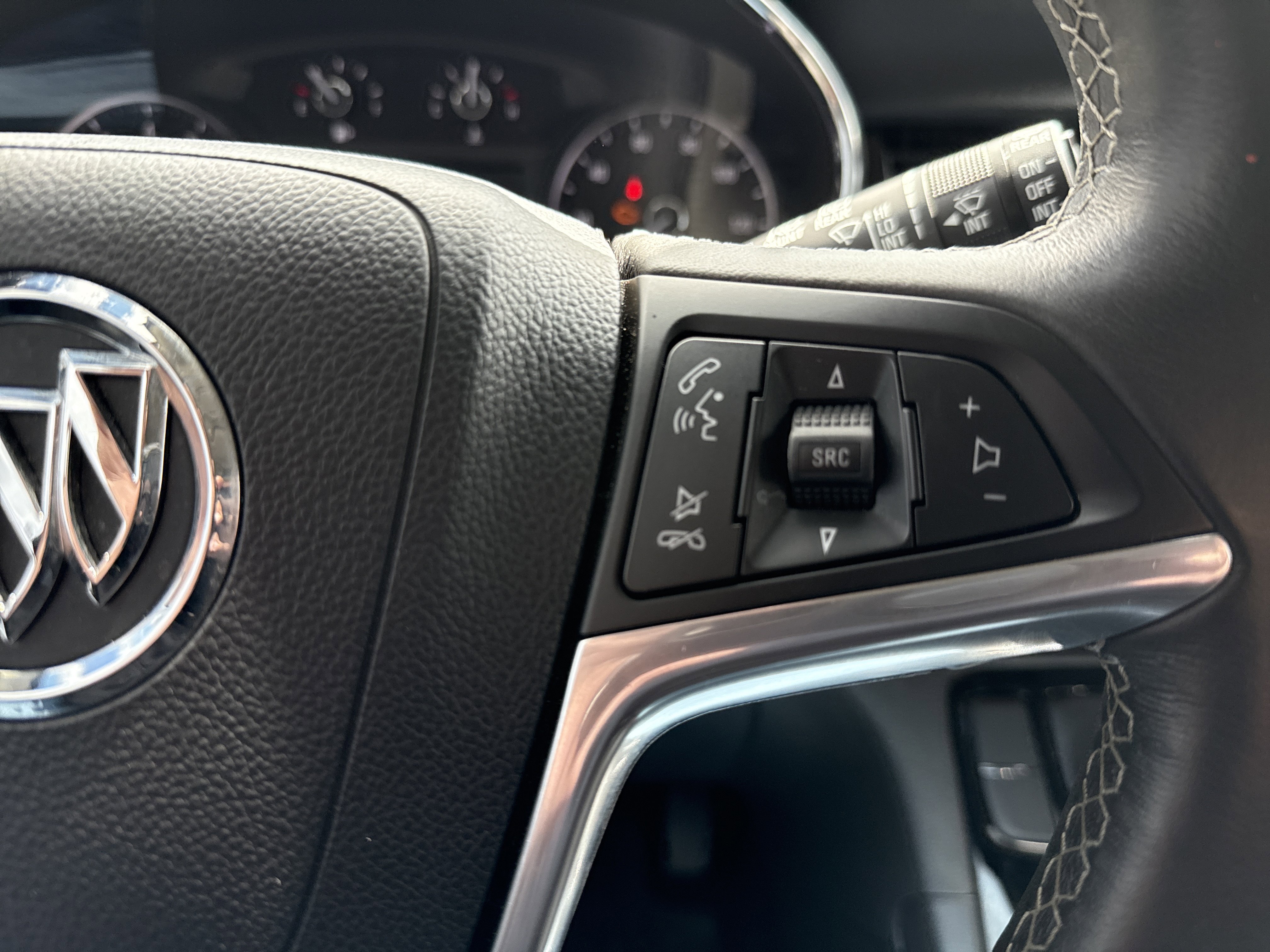 Used 2022 Buick Encore Preferred w/ Safety Package image 11