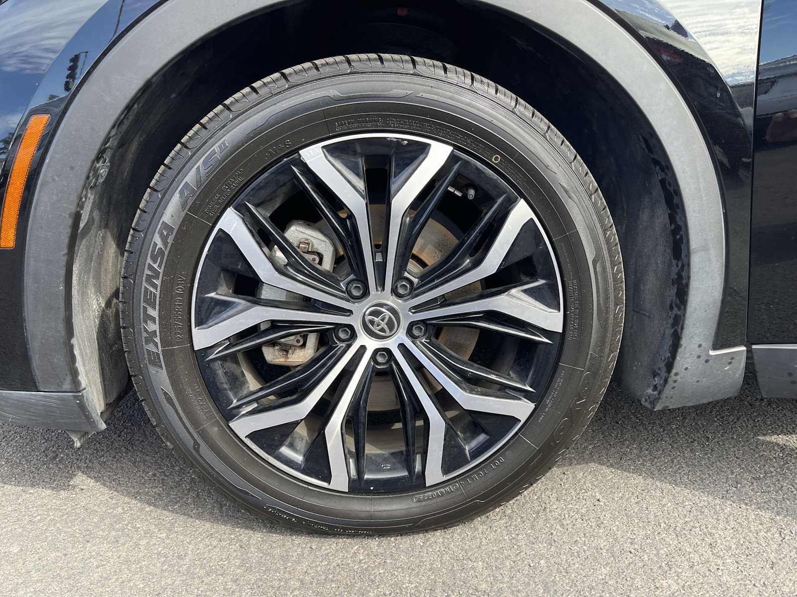 Used 2024 Toyota Crown AWD/4WD image 19