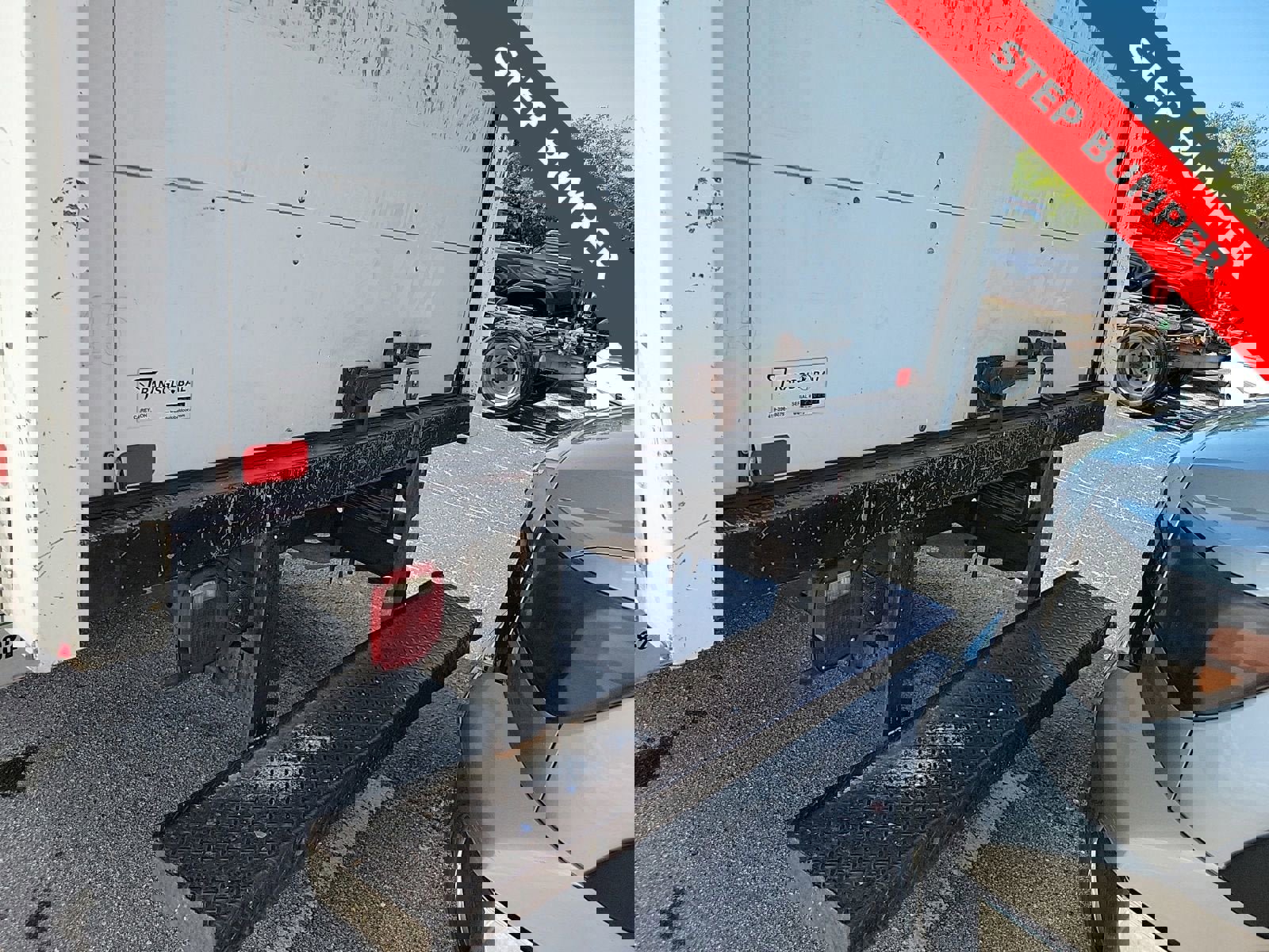 Used 2017 GMC Savana 3500 image 7