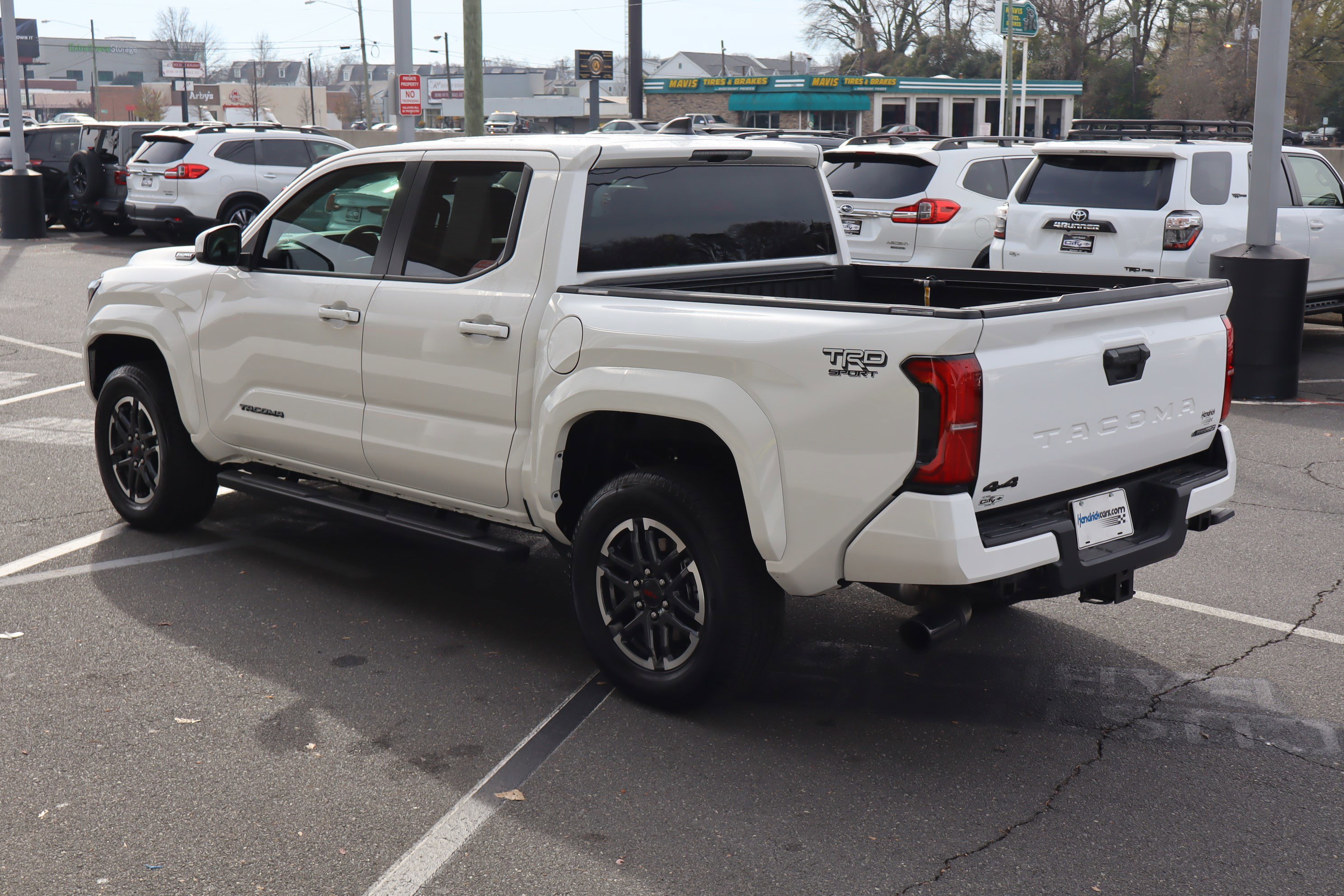 Used 2025 Toyota Tacoma TRD Sport image 8