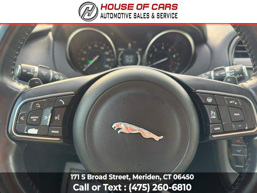 Used 2017 Jaguar F-PACE Prestige image 37