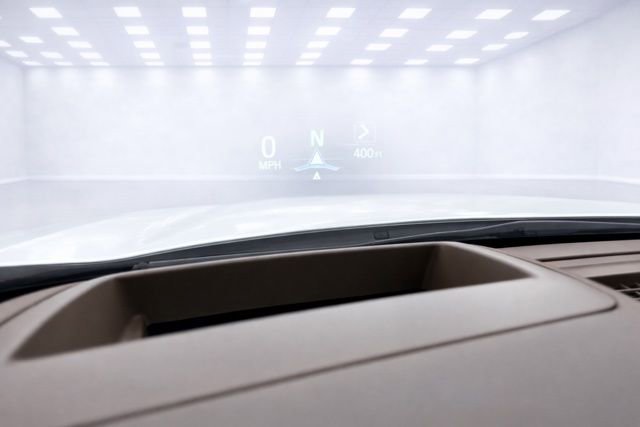 Used 2023 Chevrolet Tahoe High Country image 26