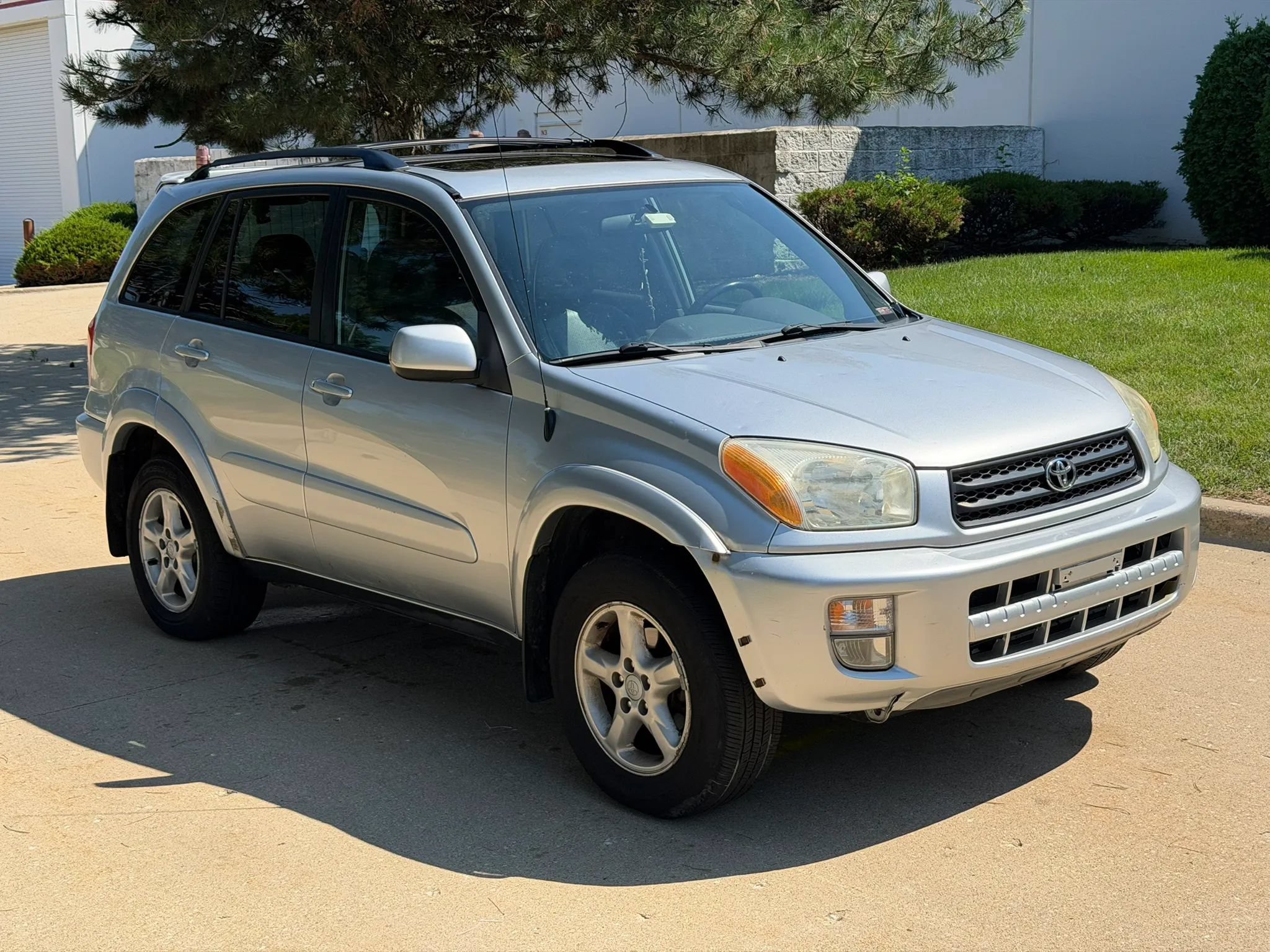 Used 2003 Toyota RAV4 4WD image 3