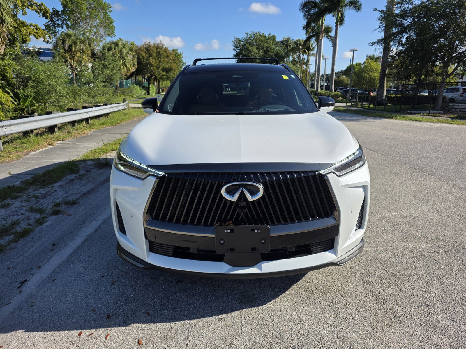 Used 2026 INFINITI QX60 Autograph w/ Dark Cargo Package AWD/4WD image 8