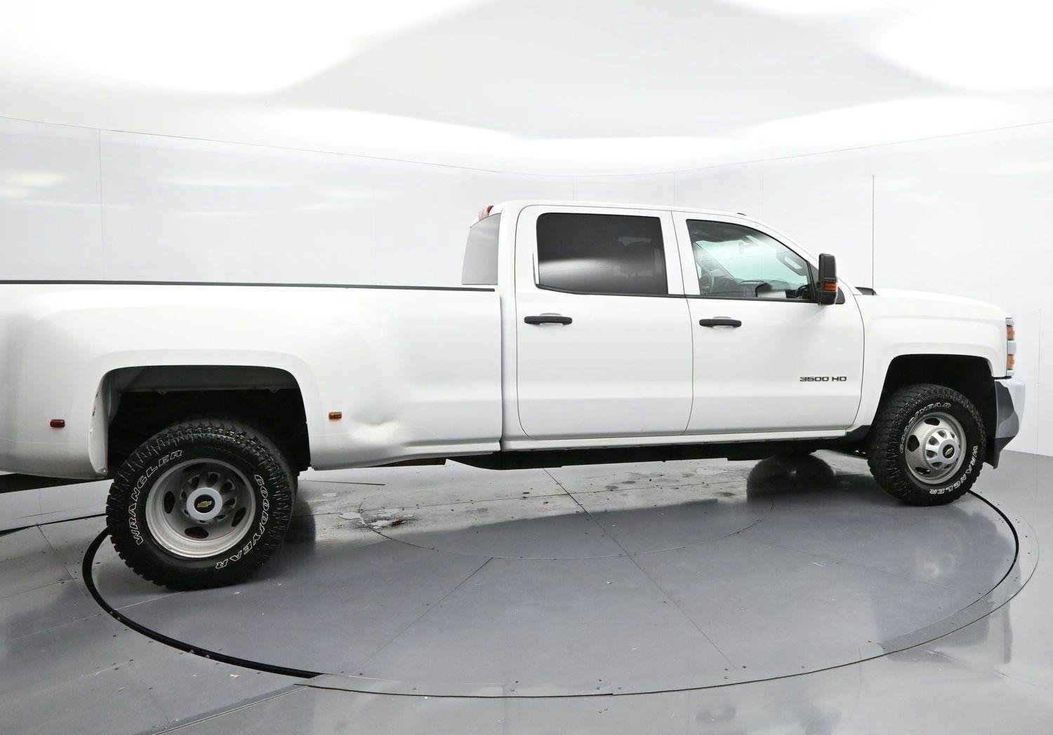 Used 2015 Chevrolet Silverado 3500 W/T w/ WT Convenience Package RWD image 8