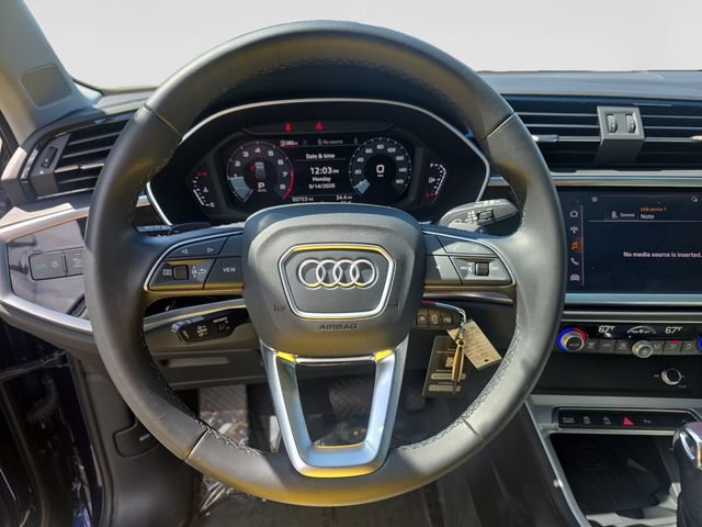 Used 2022 Audi Q3 2.0T Premium Plus w/ Premium Plus Package AWD/4WD image 13