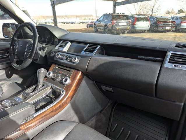 Used 2011 Land Rover Range Rover Sport HSE image 24
