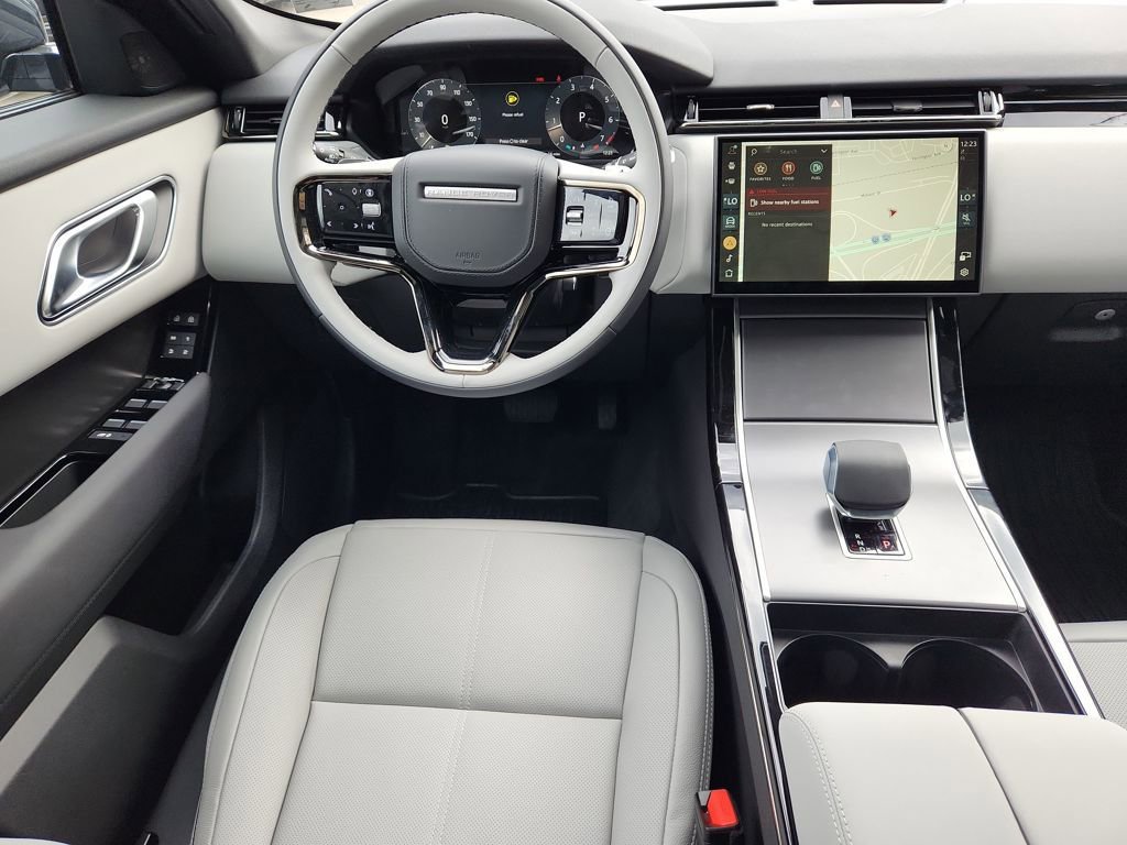 New 2026 Land Rover Range Rover Velar S AWD/4WD image 4