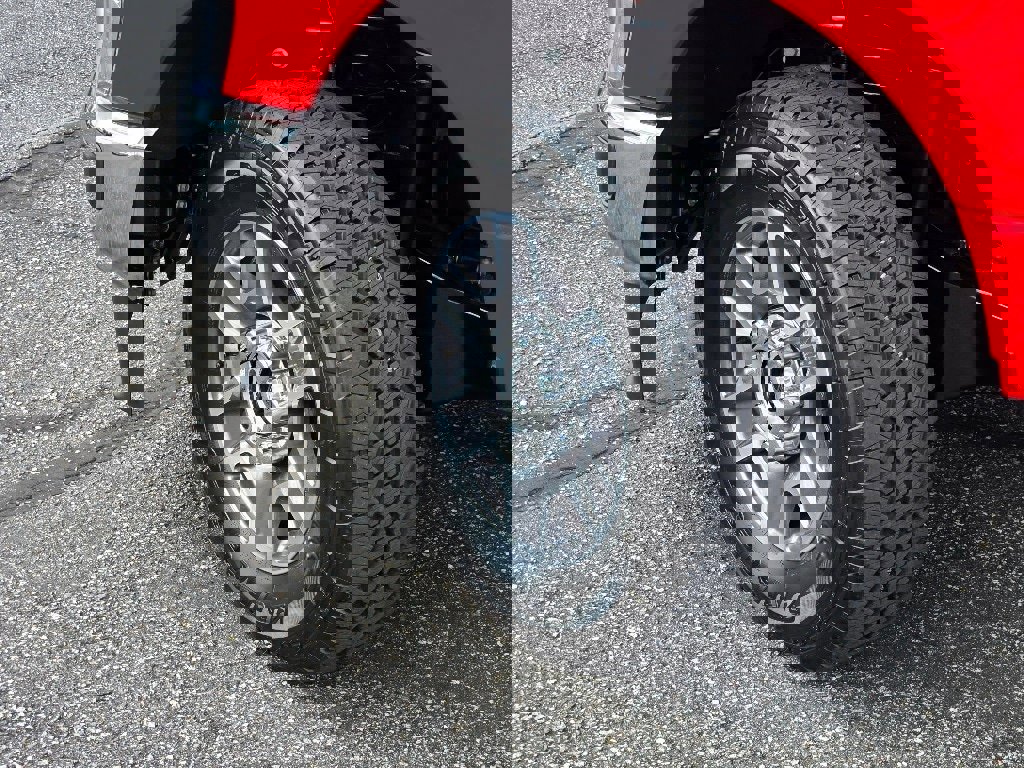 New 2026 Ford F350 Lariat w/ FX4 Off-Road Package image 26