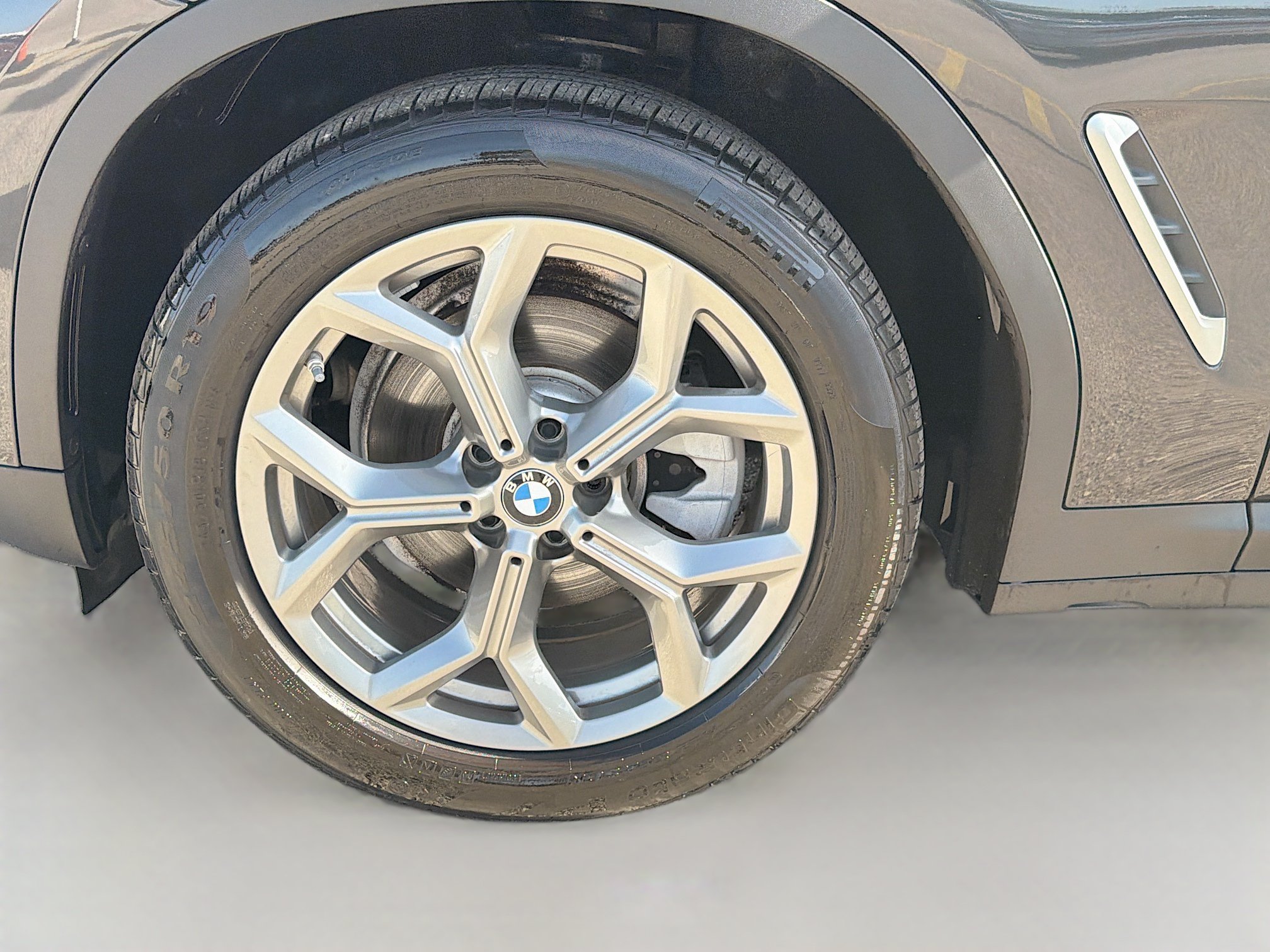 Used 2024 BMW X3 sDrive30i w/ Convenience Package RWD image 42