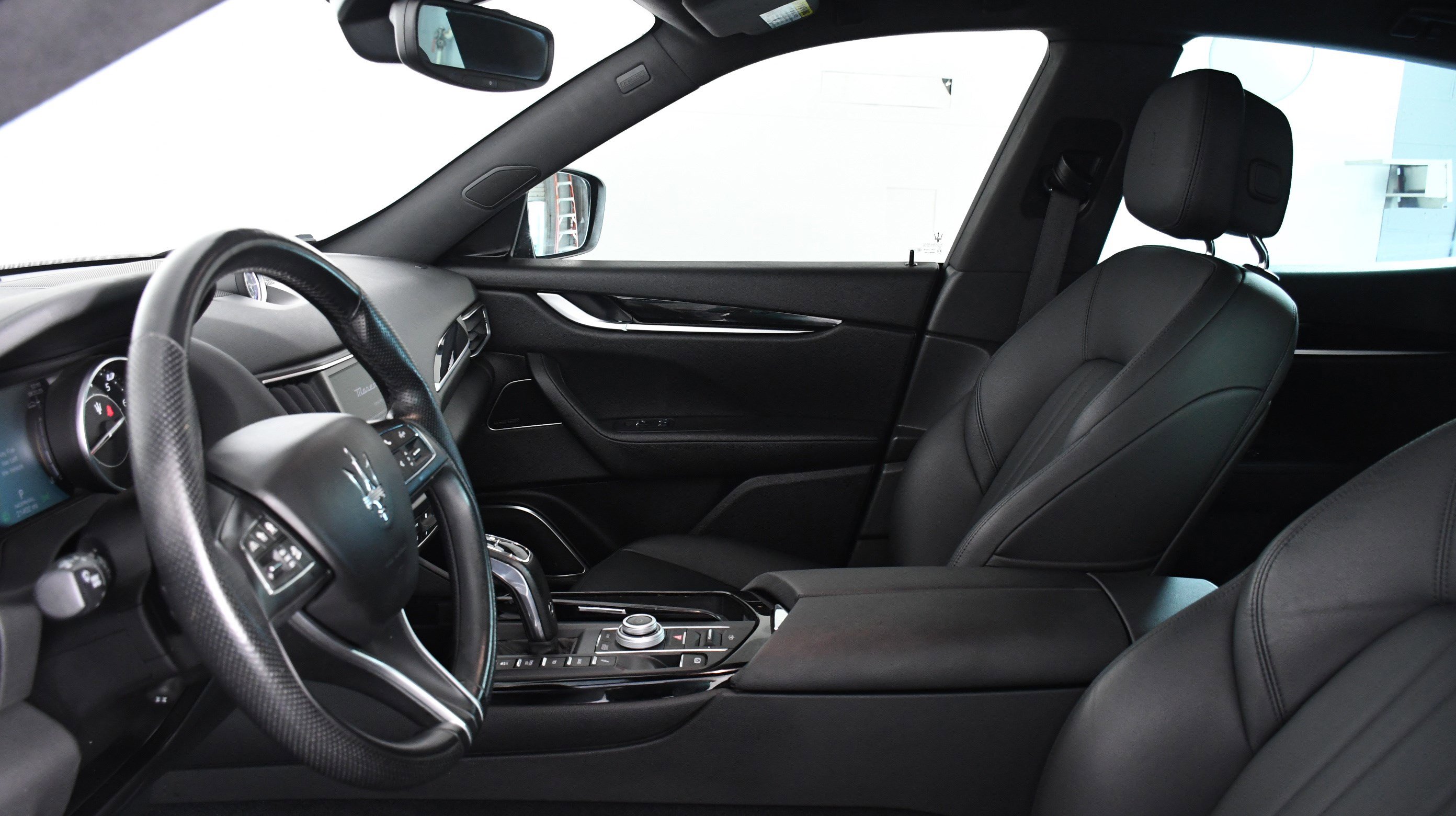 Used 2022 Maserati Levante GT image 19