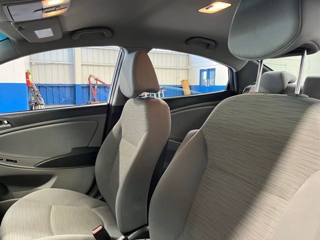 Used 2016 Hyundai Accent SE FWD image 23