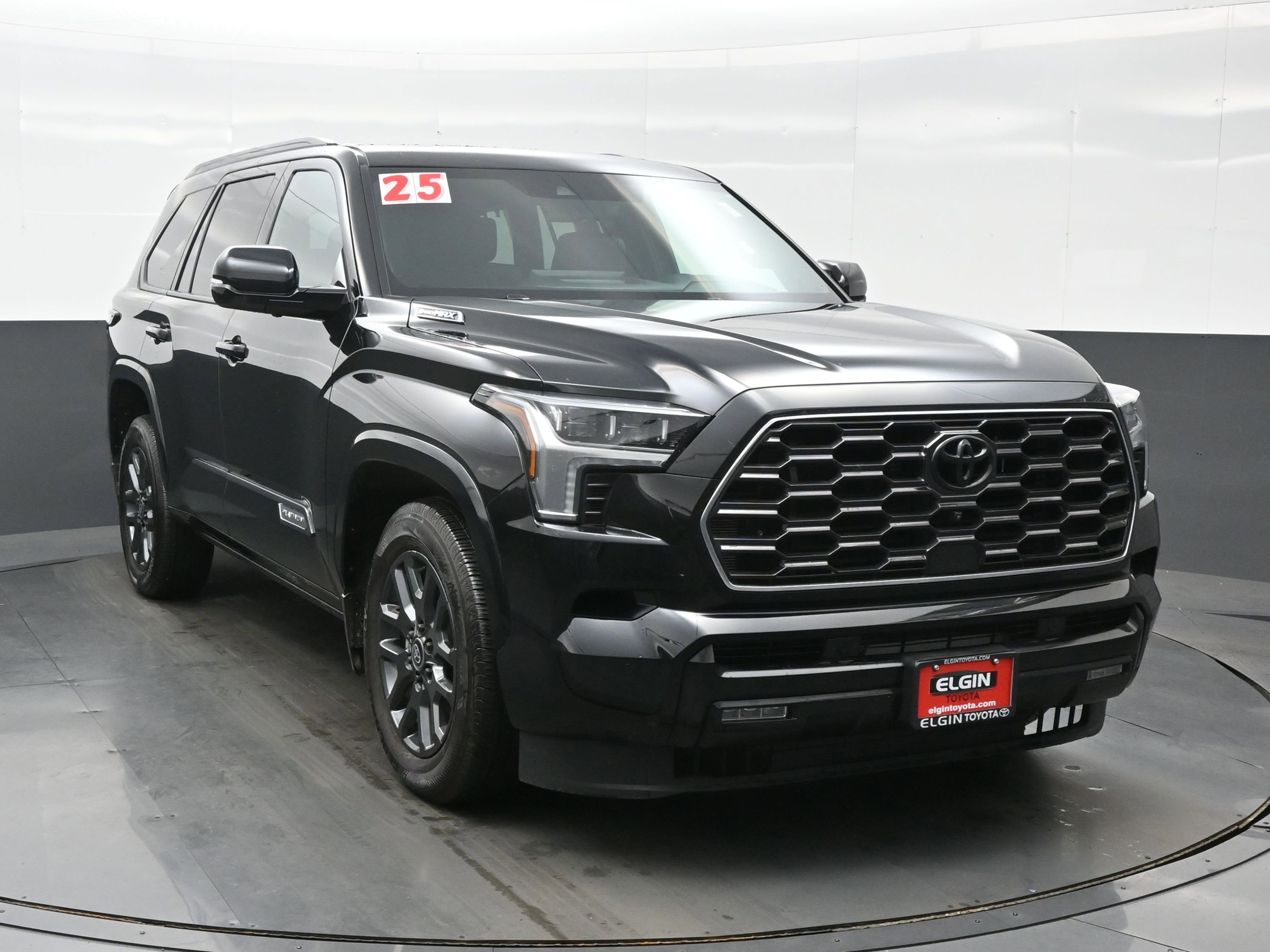 Used 2025 Toyota Sequoia Platinum image 8