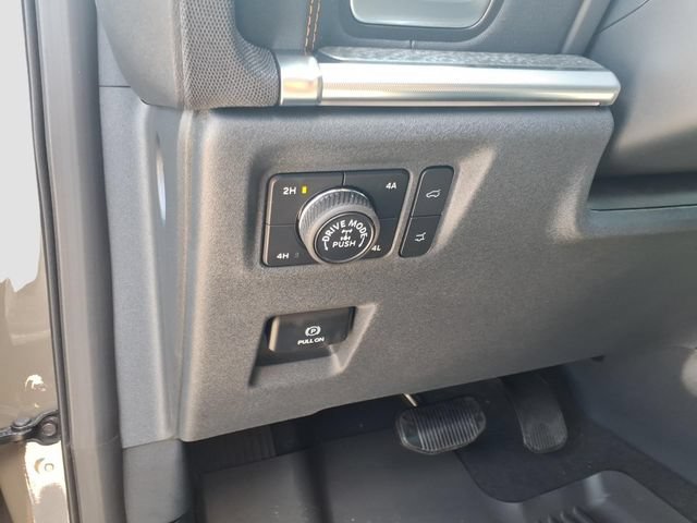 New 2027 Ford Expedition Tremor w/ Driver's Package AWD/4WD image 17