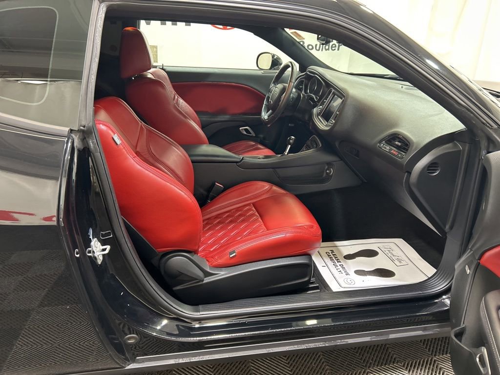 Used 2022 Dodge Challenger R/T Scat Pack w/ Dynamics Package RWD image 12