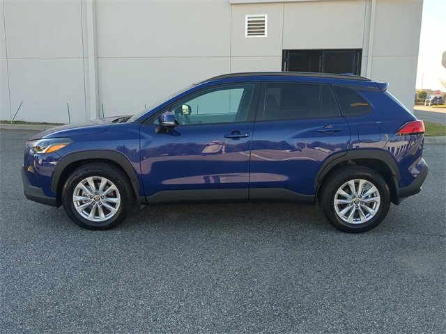 Certified 2024 Toyota Corolla Cross LE image 7