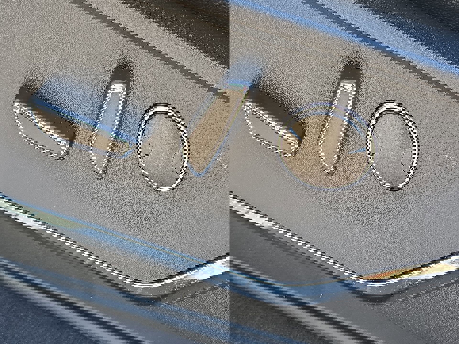 Used 2023 Ford F150 Lightning 4x4 SuperCrew image 13