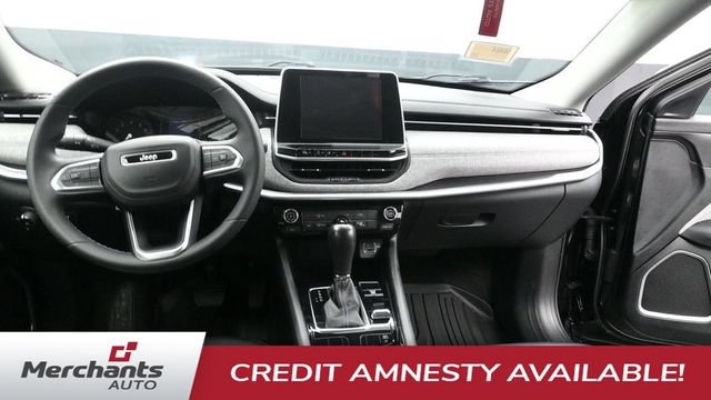 Used 2022 Jeep Compass Latitude AWD/4WD image 24