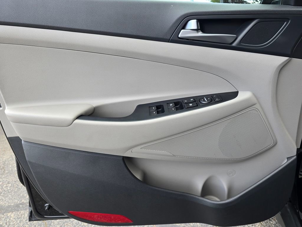 Used 2016 Hyundai Tucson SE w/ Option Group 02 image 26