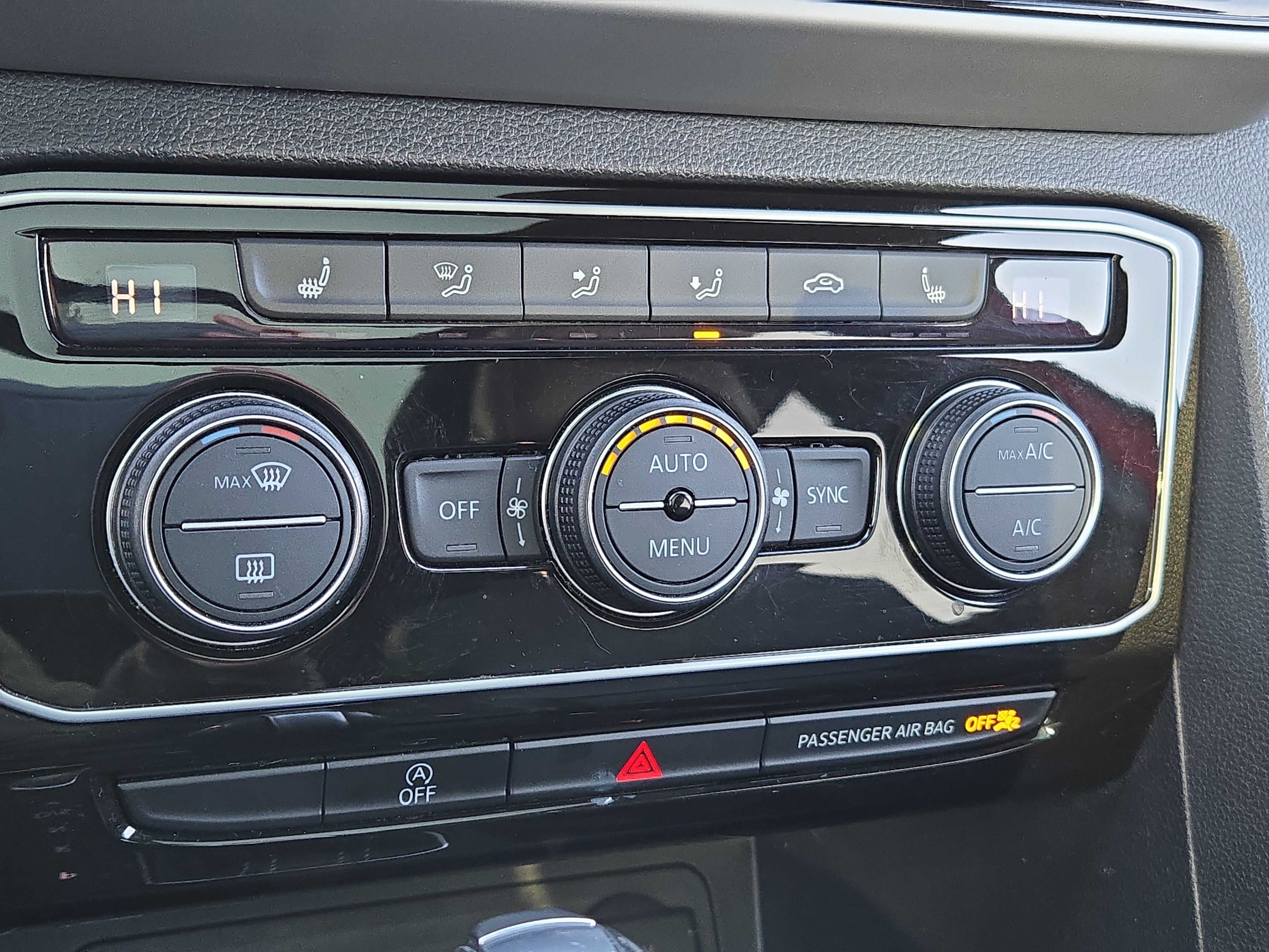 Used 2023 Volkswagen Atlas Cross Sport SEL R-Line image 26