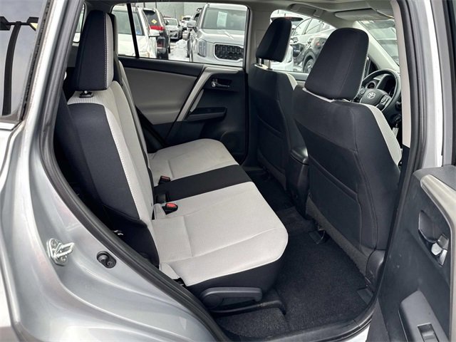 Used 2016 Toyota RAV4 XLE image 11