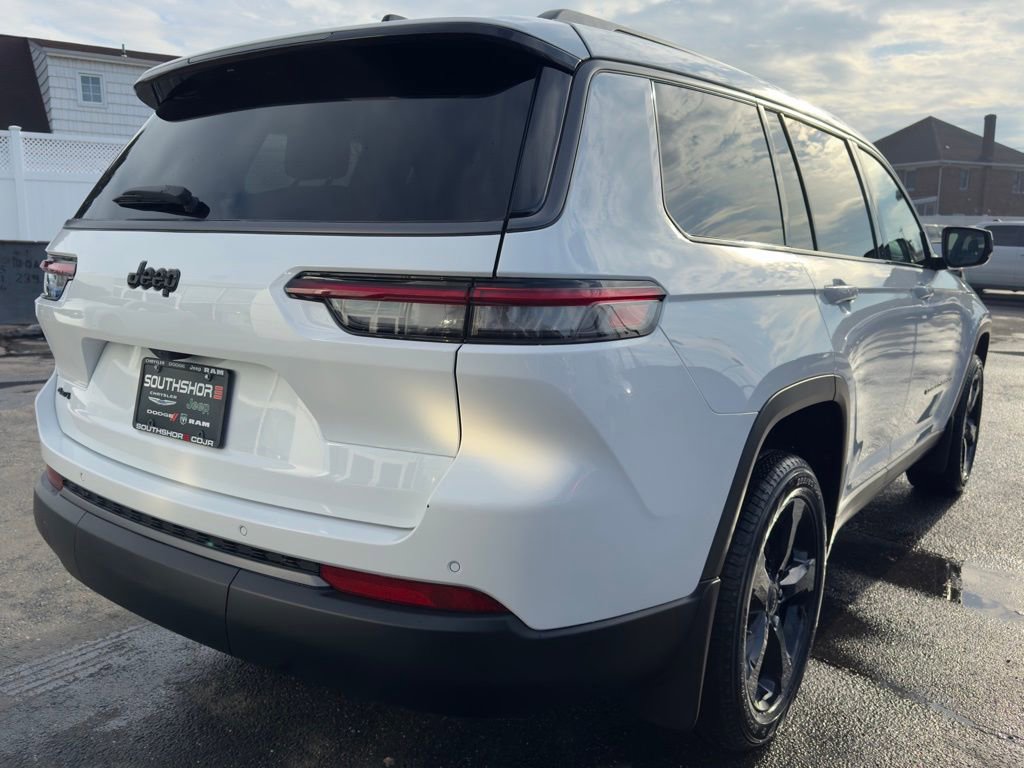 New 2026 Jeep Grand Cherokee L Limited w/ Limited Altitude Package image 7