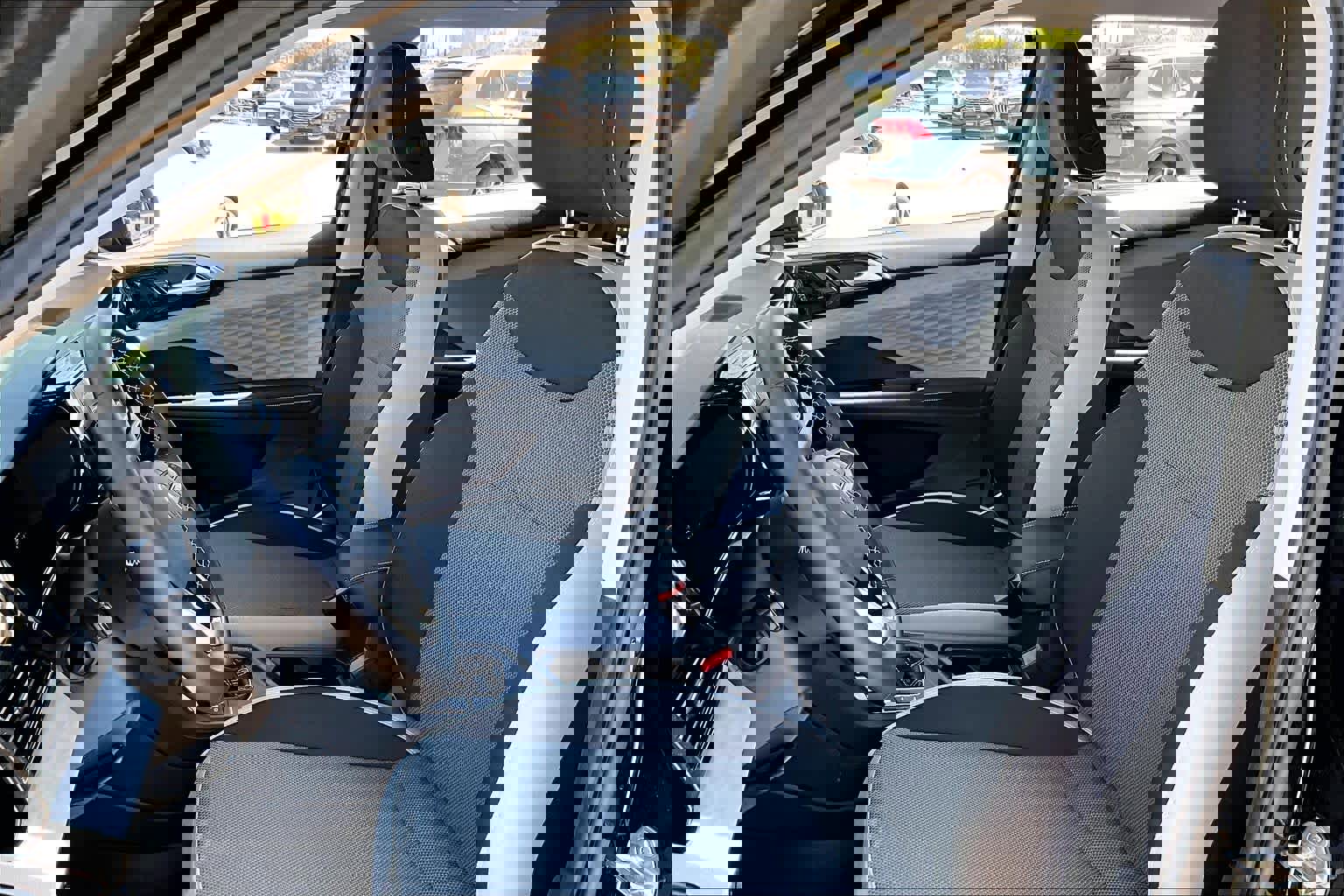 Used 2024 Volkswagen Taos S w/ MDO Package image 8