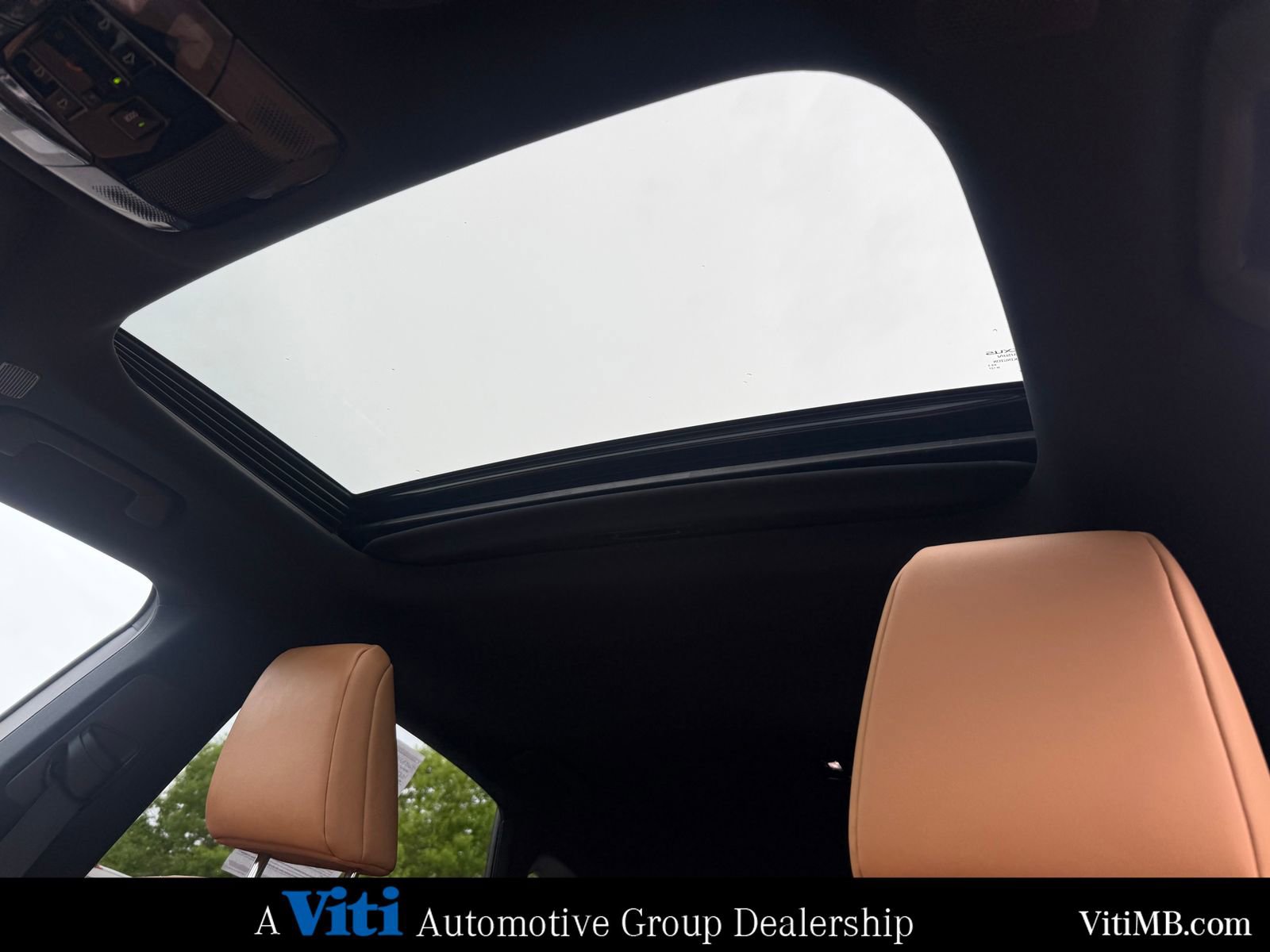 Used 2023 Lexus RX 350 Premium w/ Accessory Package AWD/4WD image 19