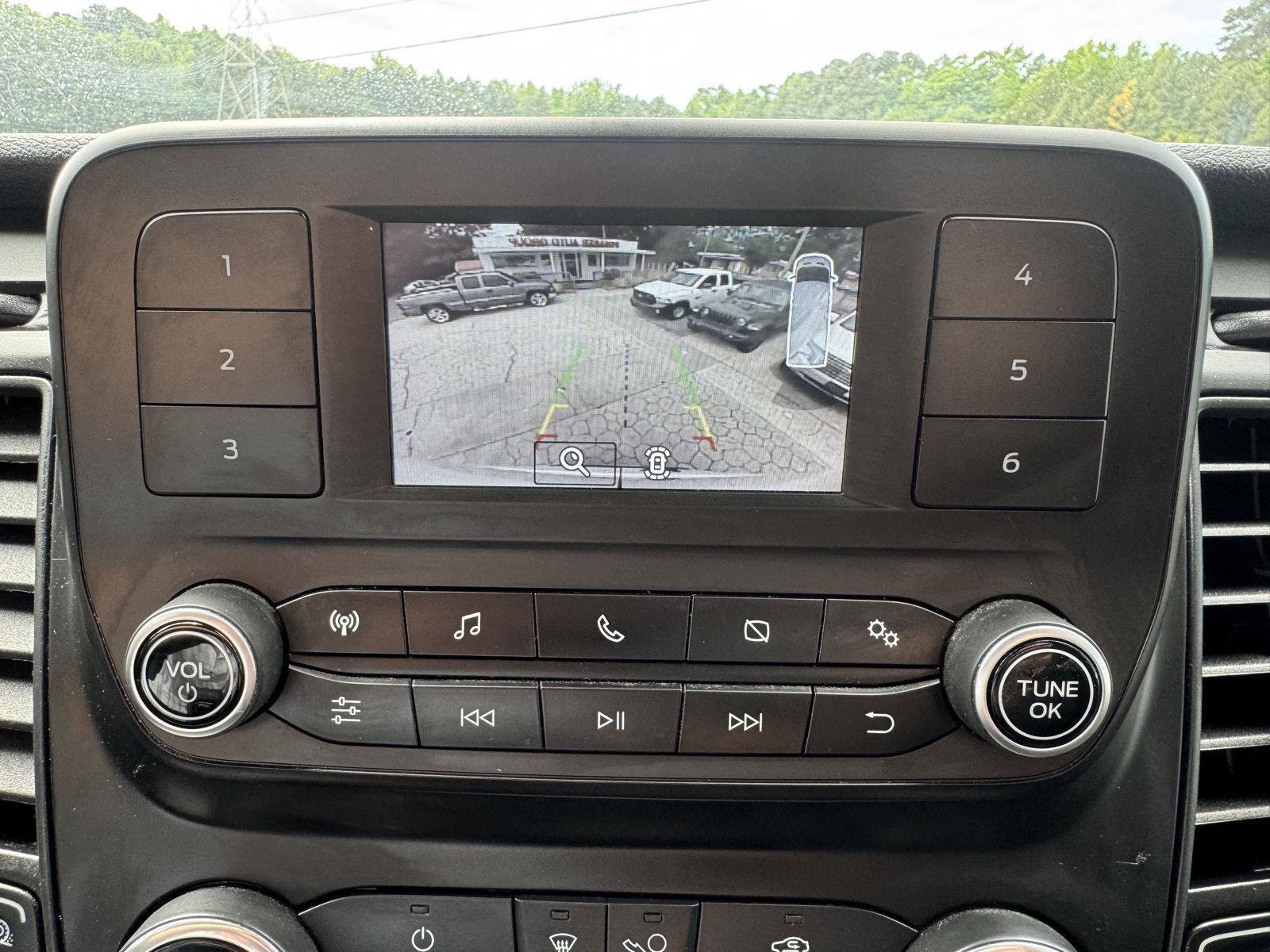 Used 2021 Ford Transit 250 Medium Roof w/ Load Area Protection Package RWD image 18