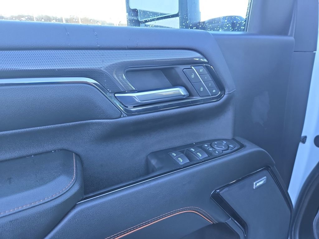 Used 2024 GMC Sierra 3500 AT4 w/ AT4 Preferred Package image 10