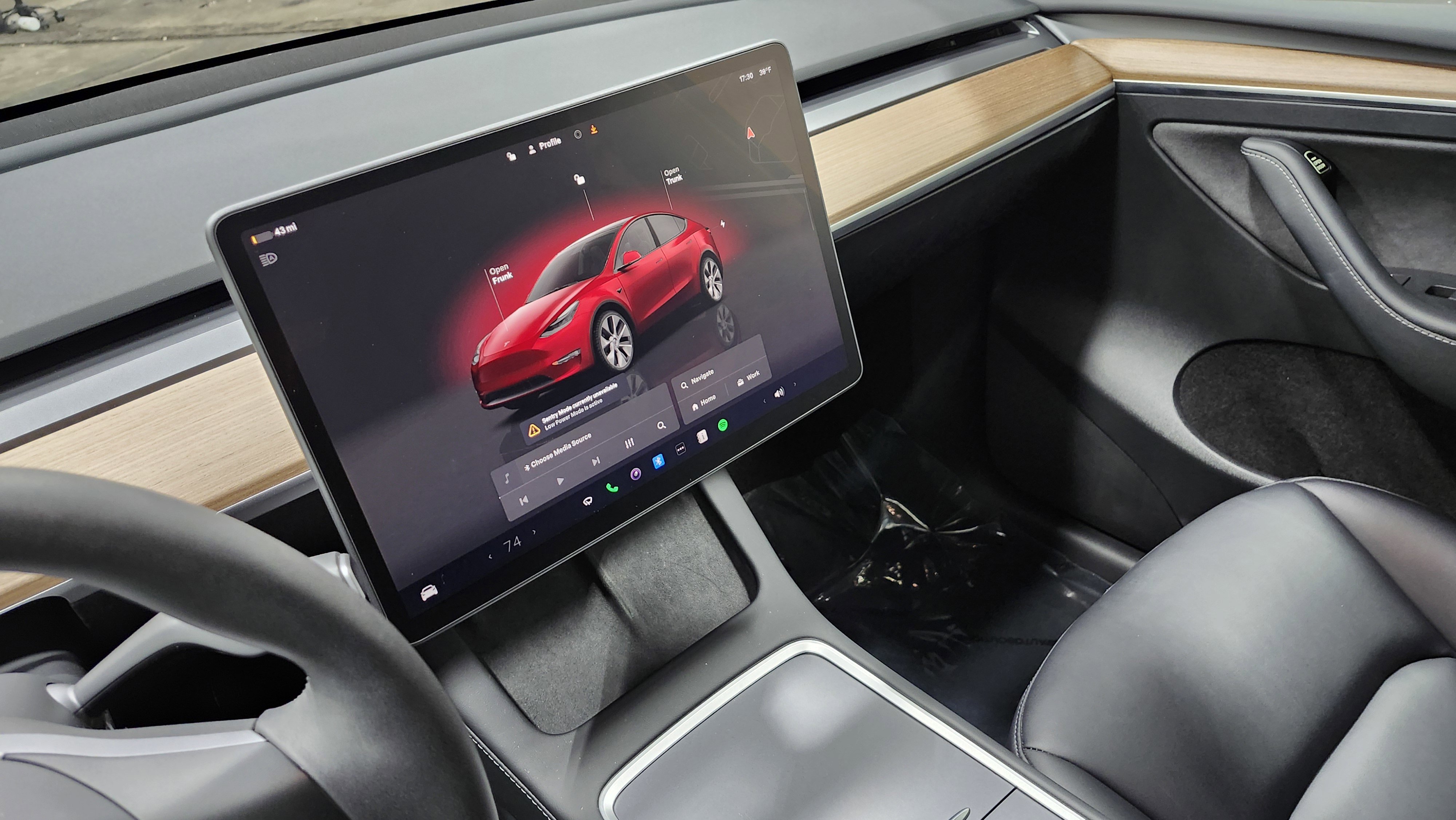 Used 2023 Tesla Model Y Long Range image 29