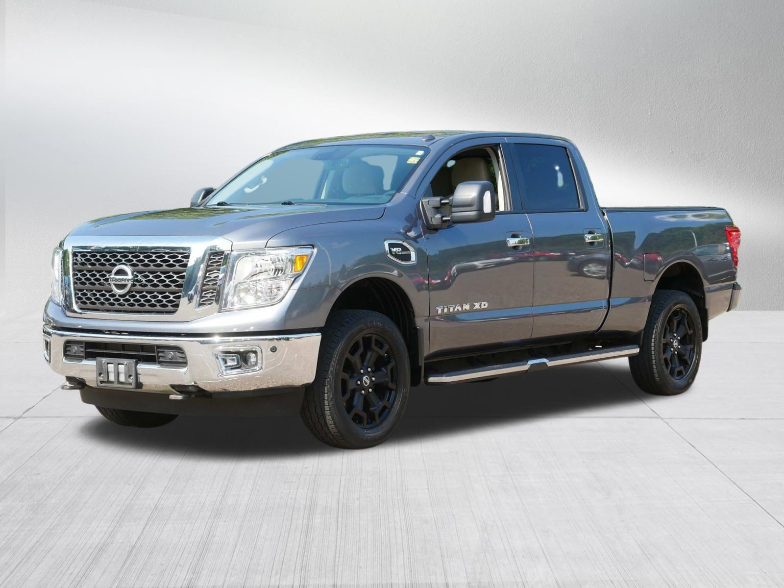 Certified 2017 Nissan Titan SV RWD image 3