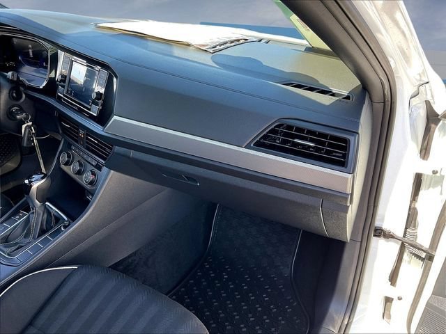 Used 2024 Volkswagen Jetta Sport FWD image 28