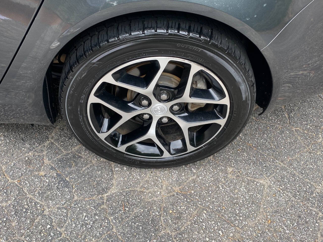 Used 2017 Buick Regal Sport Touring FWD image 9