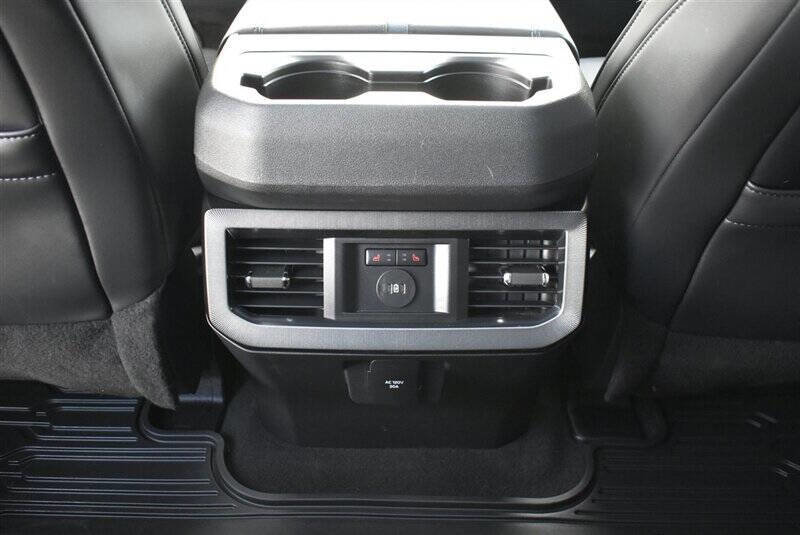 Used 2025 Ford F350 Platinum w/ FX4 Off-Road Package image 22