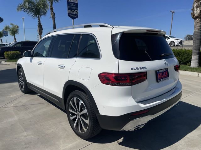 Used 2022 Mercedes-Benz GLB 250 w/ Premium Package Lite image 6